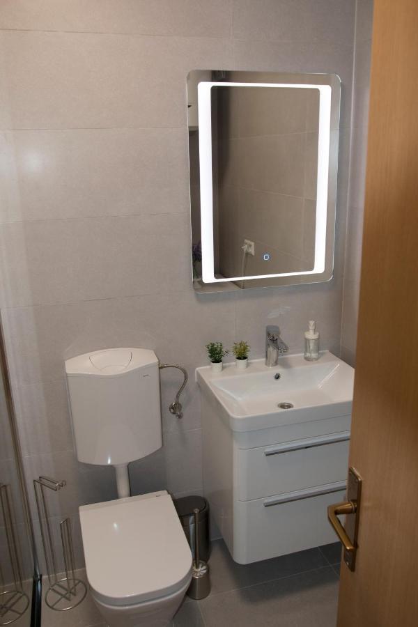 Memories Apartment Mostar Esterno foto